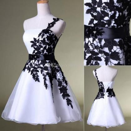 S148 Elegant Short Ball Gown Lace Prom..